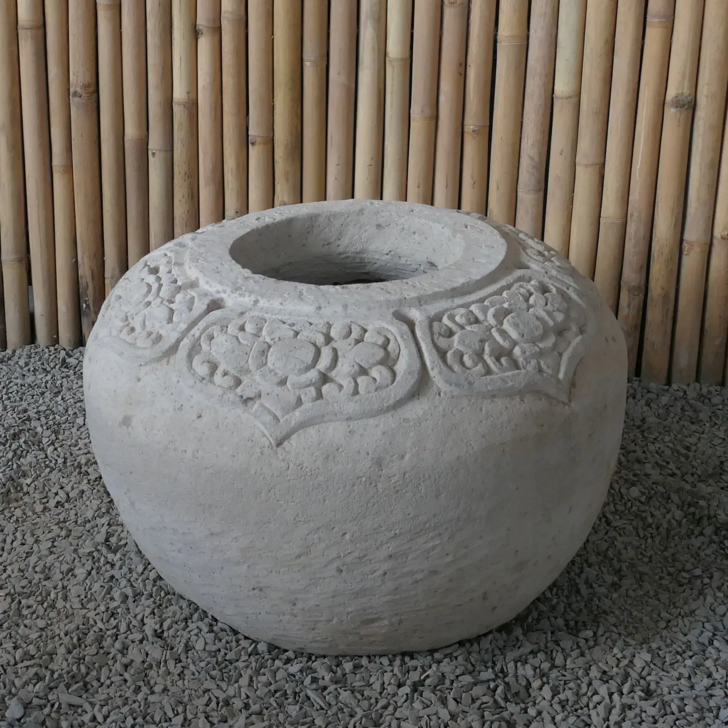  Product image 6 of the product “Balinese style flat round pot, with carving - 70cm Dia., 45 cm Height, Taro sand ”